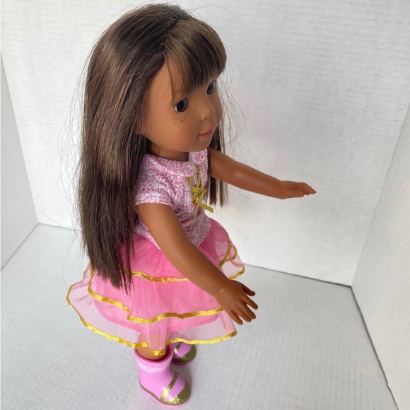 American Girl Welliewishers Ashlyn Doll - Picture 3 of 11